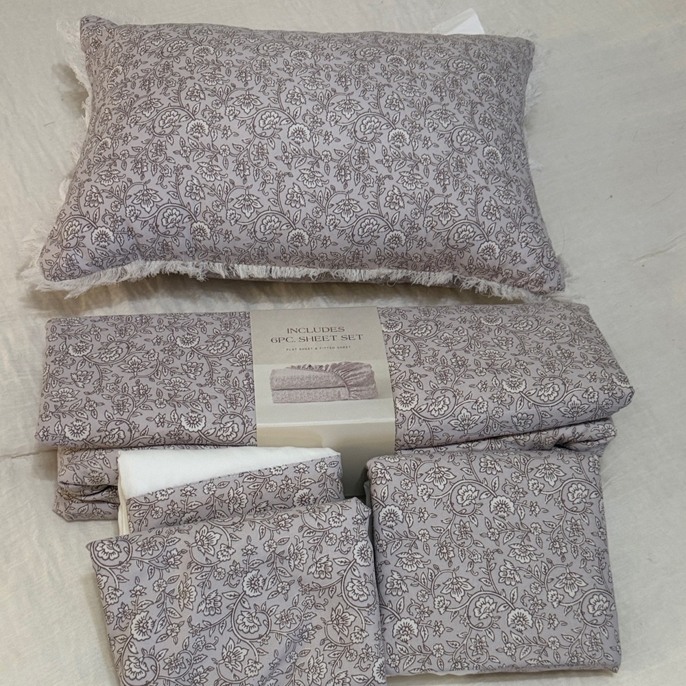 Block print Floral Patterned king sheet Bedding Set with pillow BNWT